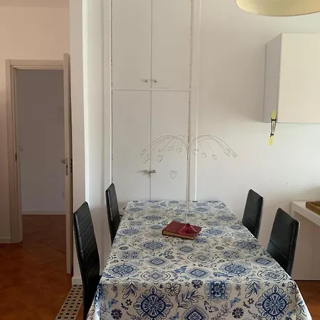 Apartment Tra Mare E Montagna *