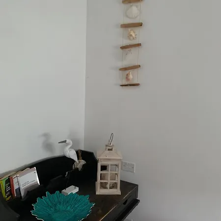 Tra Mare E Montagna Apartment *